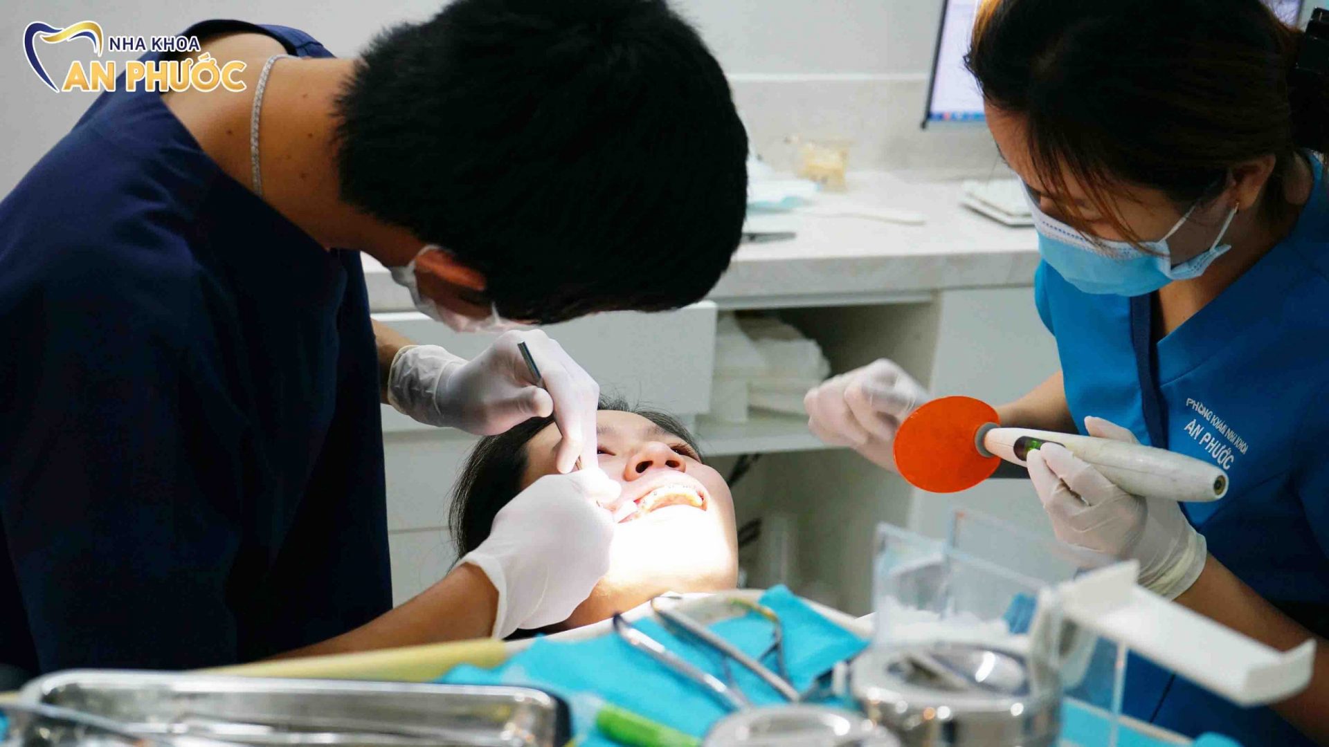 Có rất nhiều yếu tố ảnh hưởng đến việc đau nhức sau khi nhổ răng khôn.