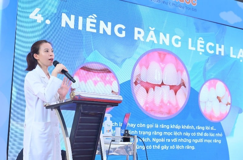 Thạc sĩ - Bác sĩ Phạm Thuỳ Dương chia sẻ các kiến thức về niềng răng
