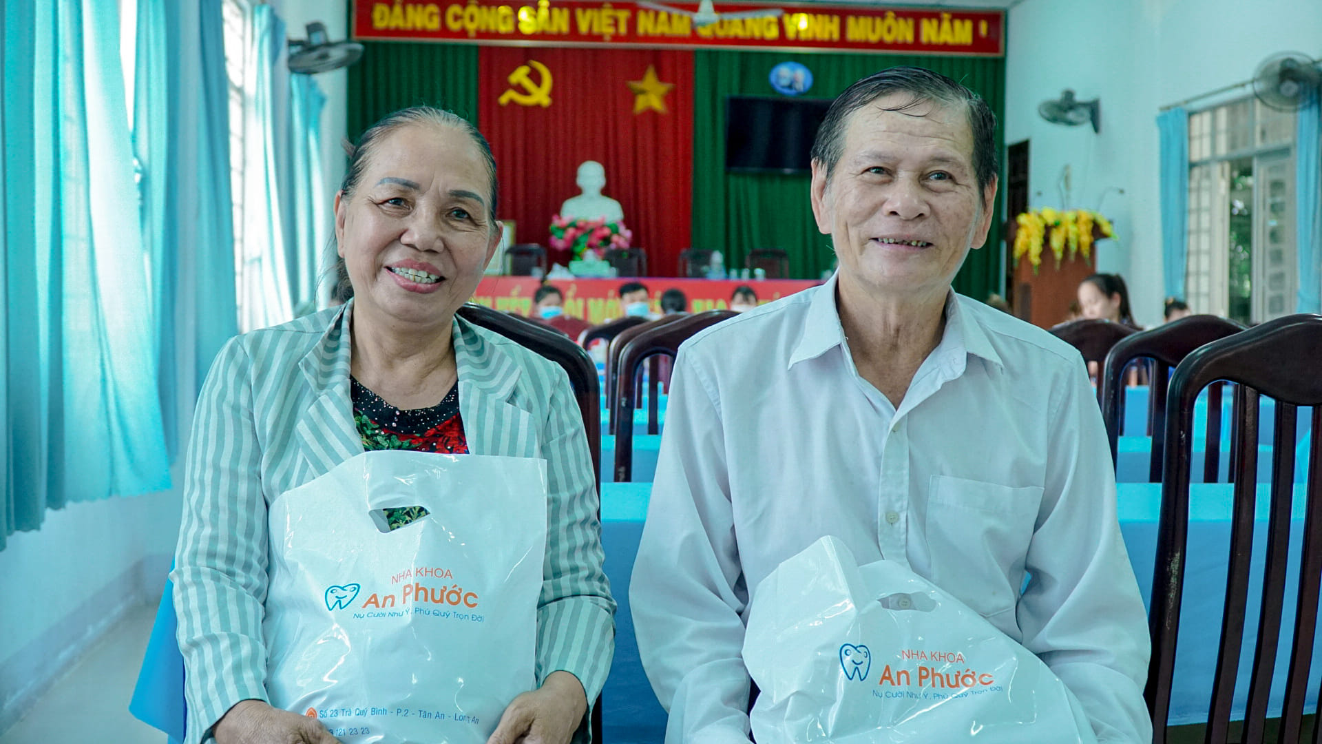 Lan tỏa giá trị nụ cười với người dân Phường Khánh Hậu Cảm xúc vui tươi ngày thăm khám của những người dân phường Khánh Hậu