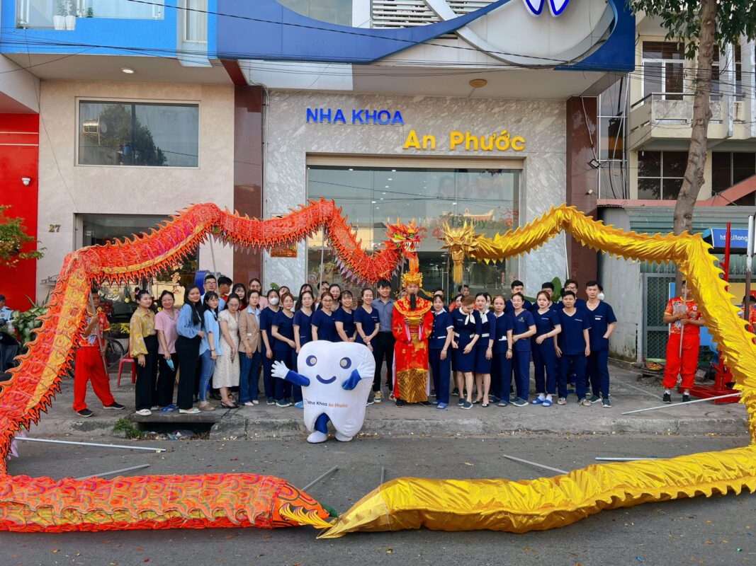 RỘN RÀNG KHAI TRƯƠNG ĐẦU NĂM MỚI GIÁP THÌN 2024 z5162332001242 96b176028d4daf46699c729d73c9d2a1 Tháng 10 24, 2025