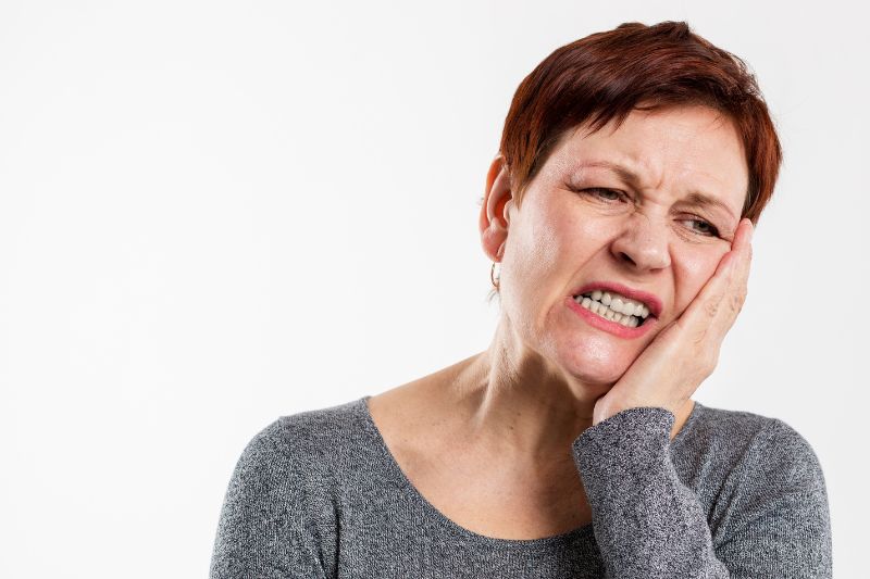 Lệch hàm: Nguyên nhân, tác hại và phương pháp điều trị hiệu quả Lệch hàm dẫn đến nhiều bệnh lý nha khoa