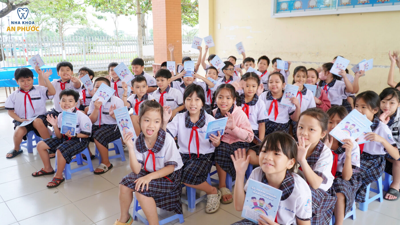 Đồng hành chăm sóc răng miệng cùng những mầm non Trường Tiểu học Võ Thị Sáu Thăm khám Nha khoa học đường Trường Tiểu học Võ Thị Sáu - 1
