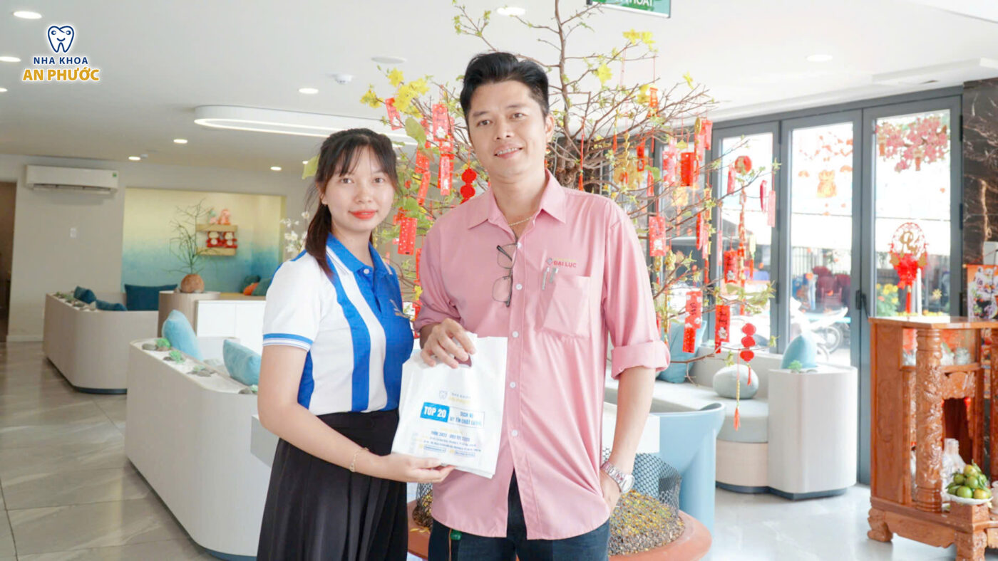 Rộn ràng không khí khai trương đầu năm 2025 tại Nha khoa An Phước Khach hang check in hai loc tai An Phuoc 2 Tháng 10 23, 2025