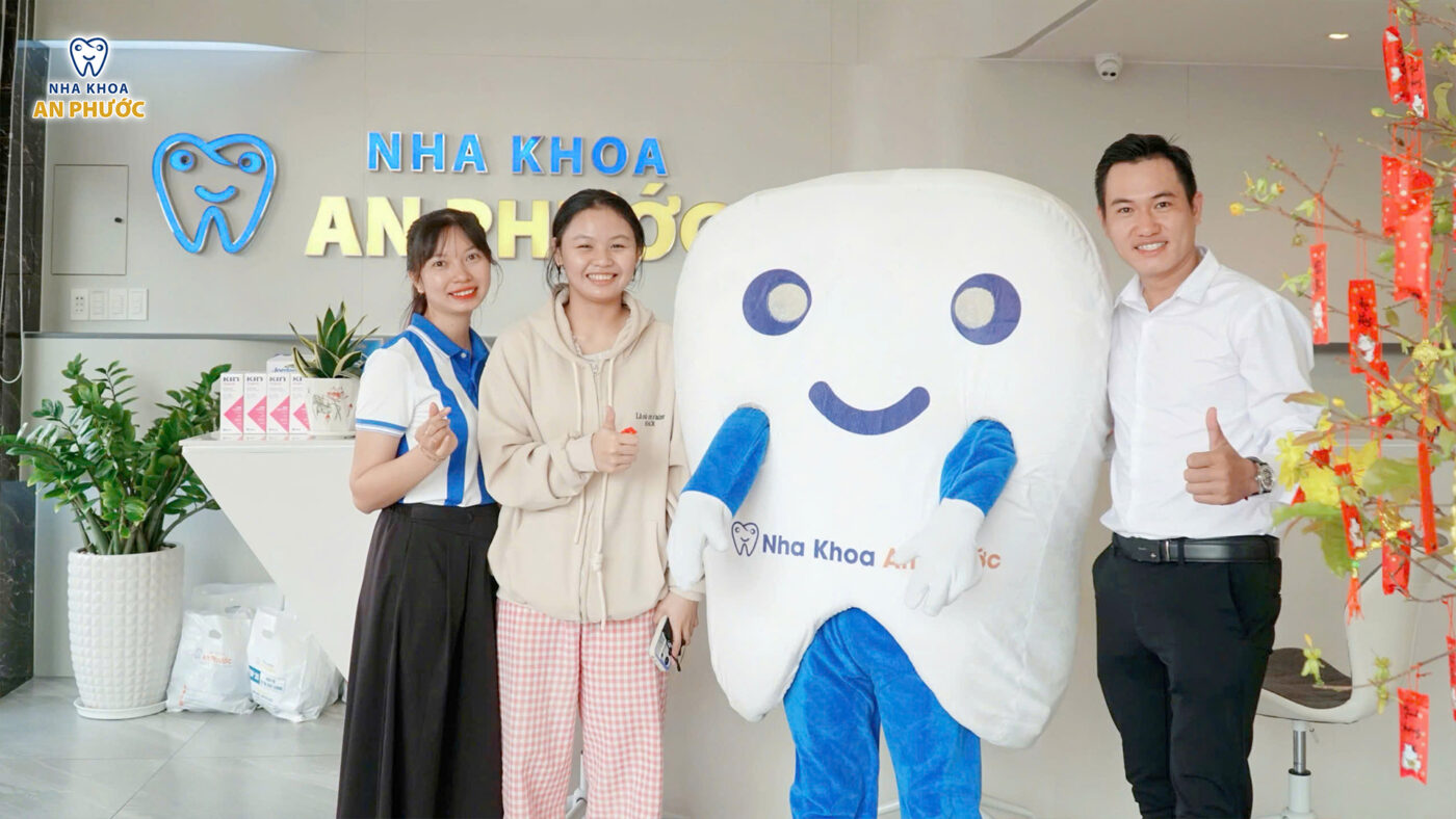 Rộn ràng không khí khai trương đầu năm 2025 tại Nha khoa An Phước Khach hang check in hai loc tai An Phuoc 3 Tháng 10 23, 2025