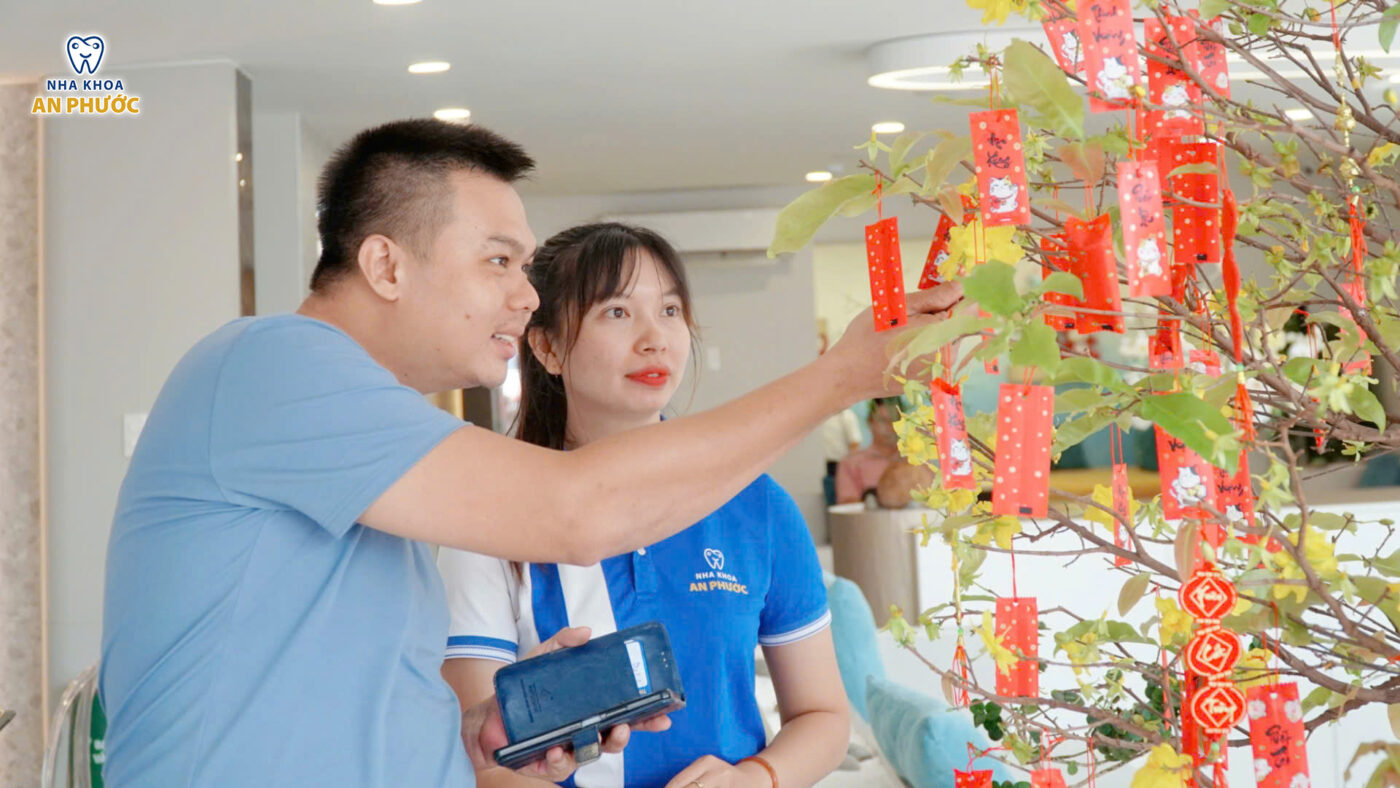 Rộn ràng không khí khai trương đầu năm 2025 tại Nha khoa An Phước Khach hang check in hai loc tai An Phuoc 5 Tháng 10 23, 2025