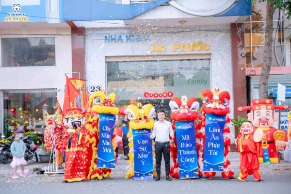 Nha khoa An Phuoc Mung khai truong nam moi 2025 6 Tháng 1 21, 2026