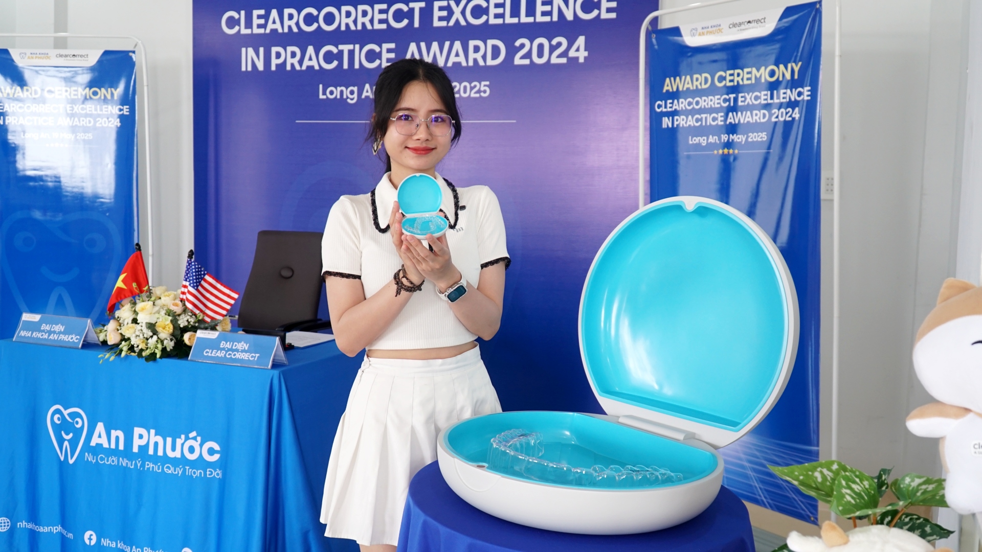 Nha khoa An Phước cơ sở 2 - Trung tâm niềng răng biết trước kết quả, chuyên sâu và hiện đại Khách hàng Kiều Thơ - Đại sứ niềng răng của Nha khoa An Phước